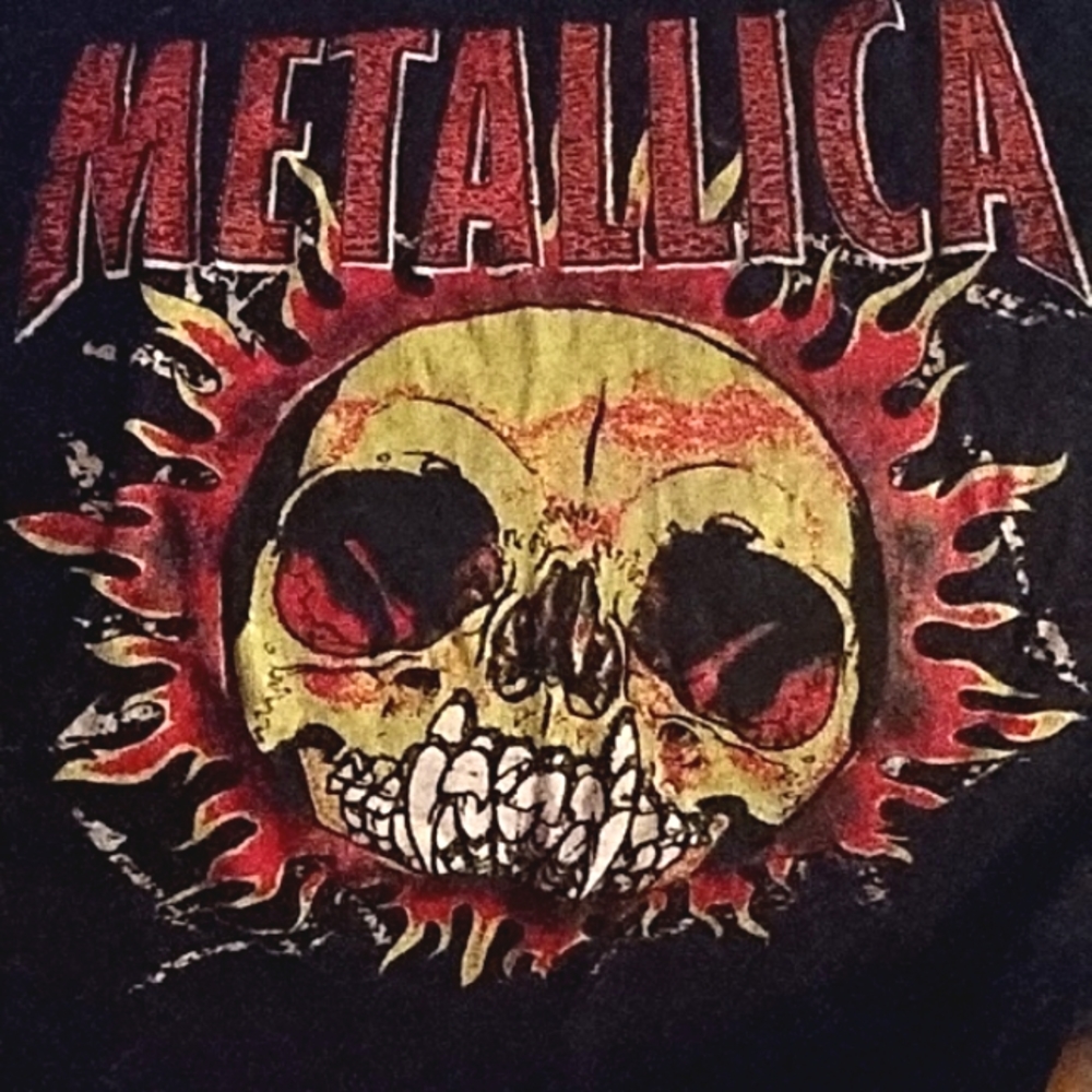 Metallica shirt
